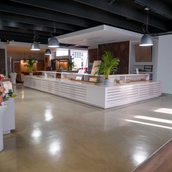 Showroom1-Parital